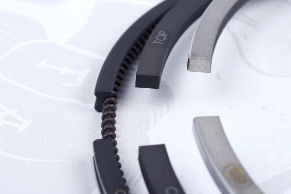 R1010900, Kolbenringsatz, Kolbenringsatz für 1 Kolben, ET ENGINETEAM, Zetor Sada píst.kr.(1) / 3kr., 50011223, 52110096, 5211-0096, 5211, 69010380, 69010381, 71010304, 800030410000, 800030440000