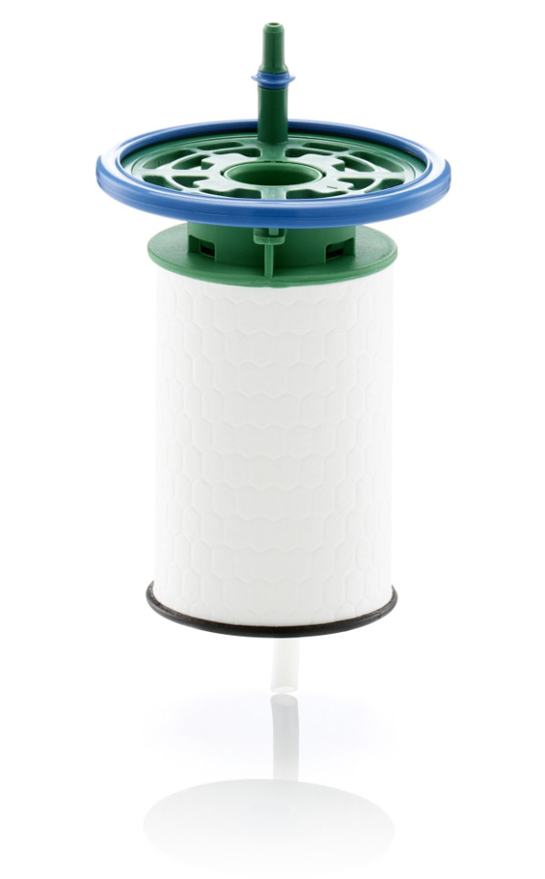 PU 7015, Fuel filter, Fuel filter, MANN-FILTER, 107401, 1614111980, 26.053.00, 50019004, 68223662AA, 77366641, ADP152306, C879, E460KP, EFF327D, ELG5491, FA6805ECO, FN1482, FS20271, KX515, LVFF821, MD-3061, MG3632, N635, PE982/2, WF8494, 77367433, 9004-FX, K68223662AA, PE982/6, WF8523